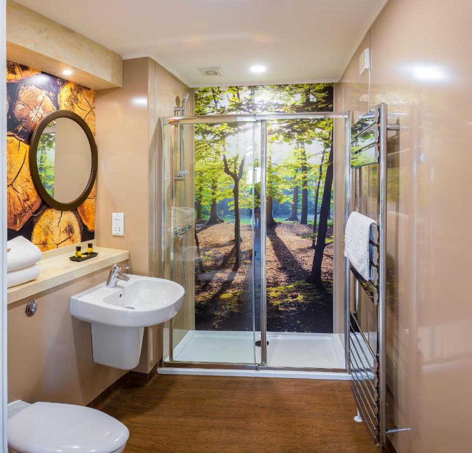 Wichenford Montana Log Cabin - Ockeridge Rural Retreats מראה חיצוני תמונה